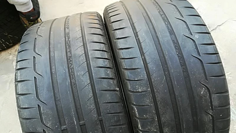 Гуми Летни 255/35R19, снимка 2 - Гуми и джанти - 24773696