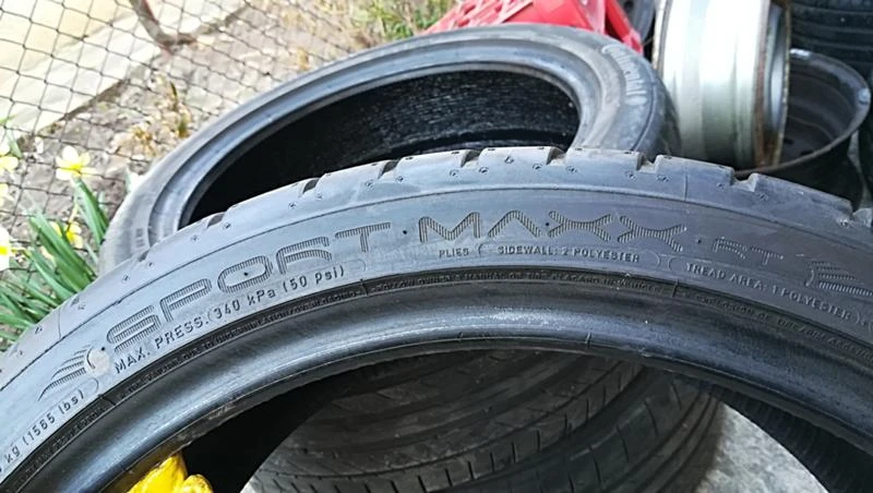 Гуми Летни 255/35R19, снимка 6 - Гуми и джанти - 24773696