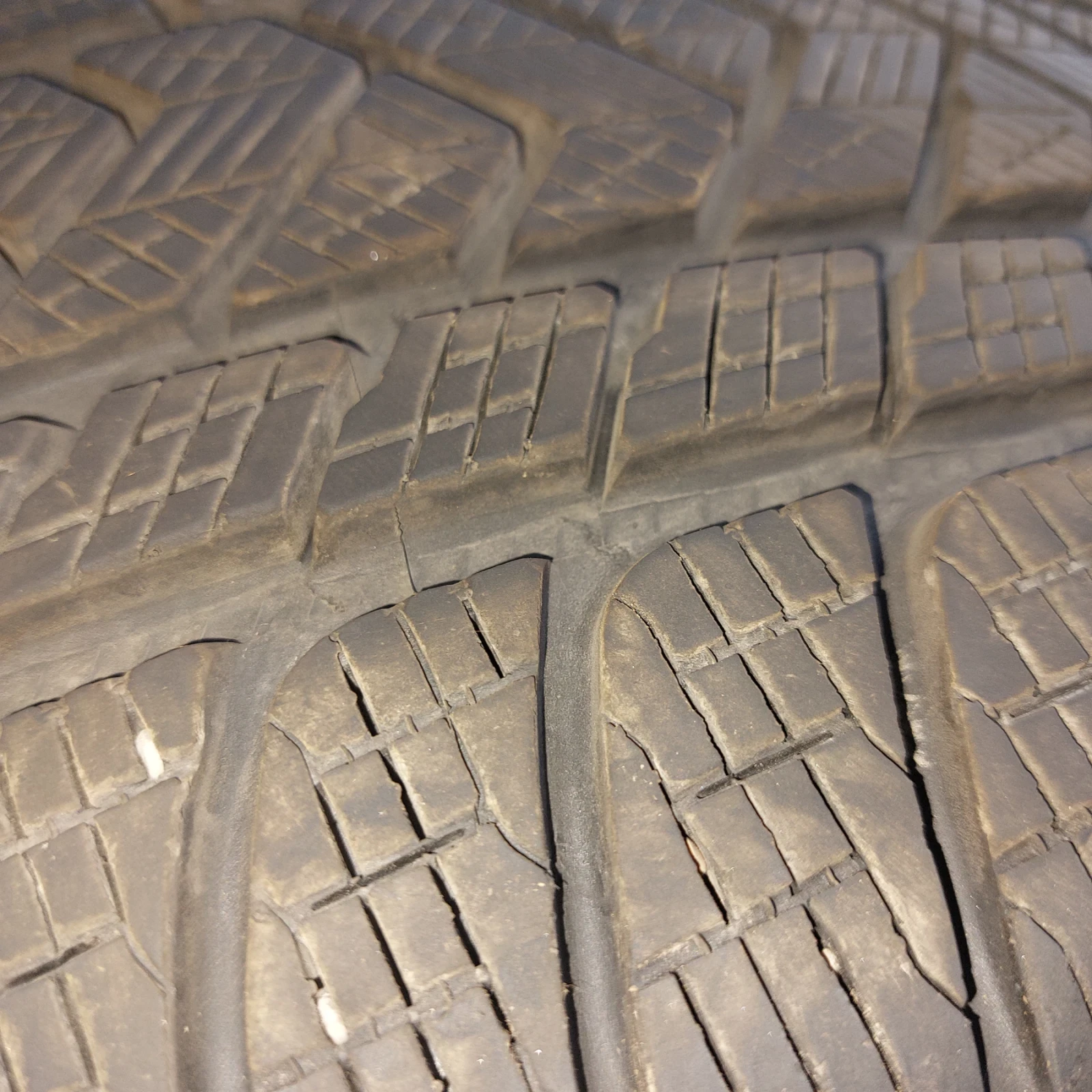 ���� 315/40R21 | Mobile.bg � ����������� 2