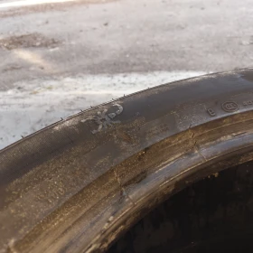 Гуми Зимни 315/40R21, снимка 11 - Гуми и джанти - 52516226