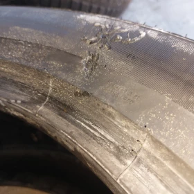 Гуми Зимни 315/40R21, снимка 12 - Гуми и джанти - 52516226