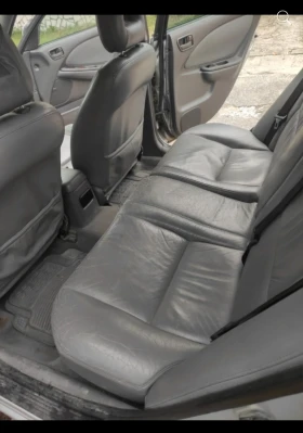 Toyota Avensis 1.6 i, снимка 8