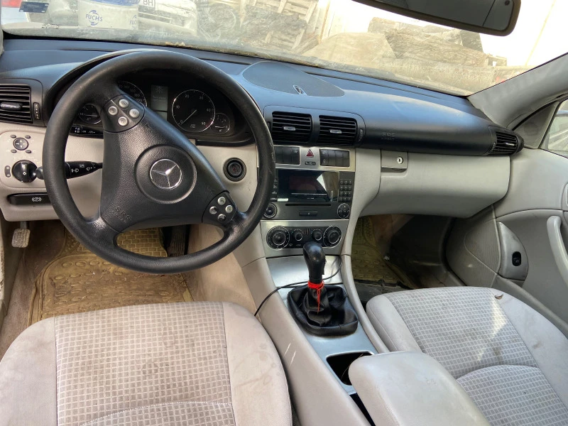 Mercedes-Benz C 220 220cdi, снимка 1 - Автомобили и джипове - 40140733