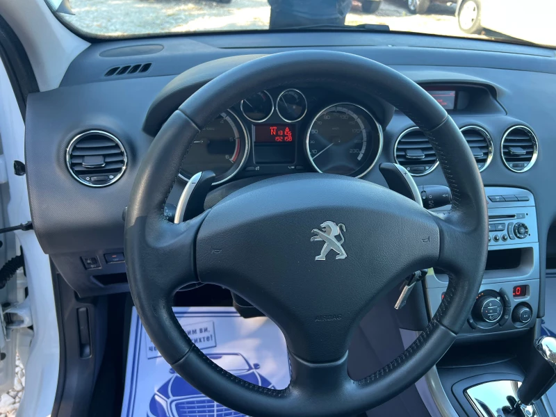 Peugeot 308 1.6 e-HDI FACELIFT, снимка 13 - Автомобили и джипове - 47422816