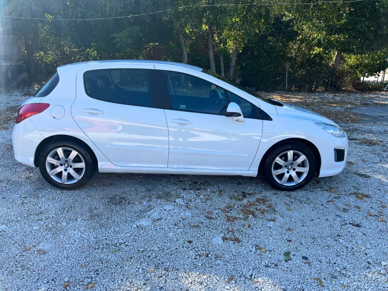 Peugeot 308 1.6 e-HDI FACELIFT, снимка 6 - Автомобили и джипове - 47422816