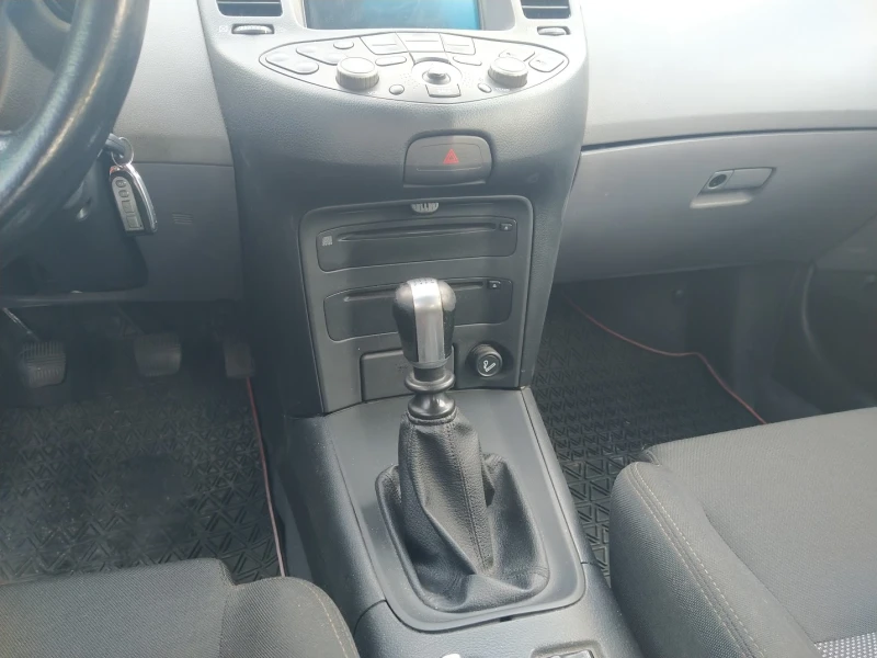 Nissan Primera P12, снимка 13 - Автомобили и джипове - 48013221