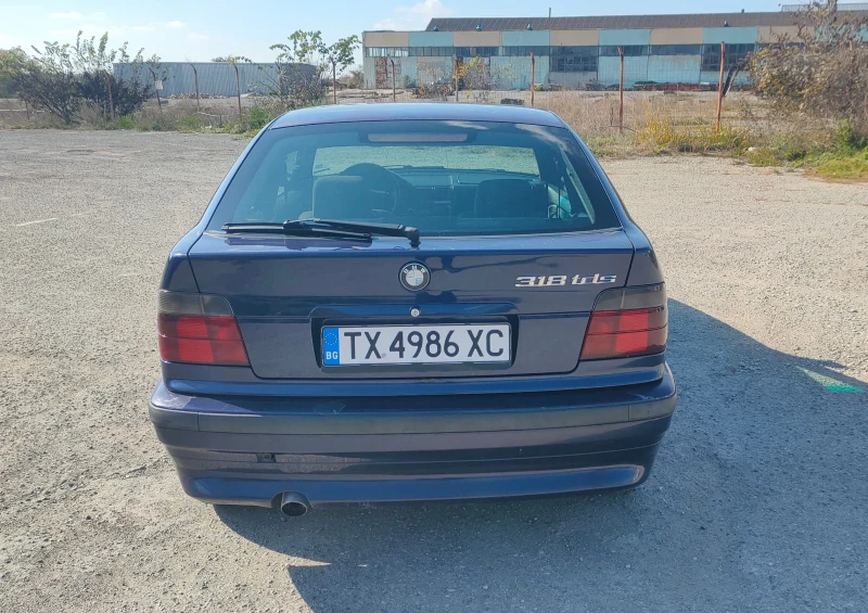 BMW 318 1.8 TDS, снимка 5 - Автомобили и джипове - 48556051