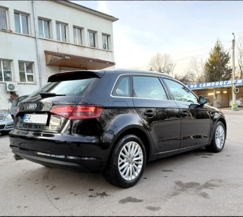 Audi A3 1.6TDI, кожа, 6ск, Ambition, снимка 5 - Автомобили и джипове - 48947972