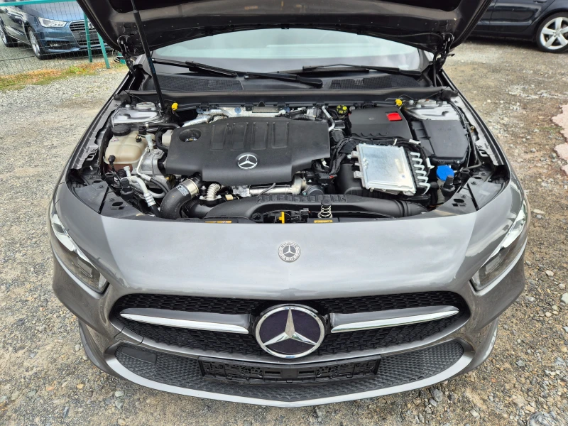 Mercedes-Benz A 180 CDI Автомат, снимка 16 - Автомобили и джипове - 51201959