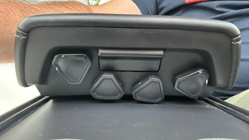 Tesla Model 3 Performance термопомпа-подарък зимни гуми с джанти, снимка 14 - Автомобили и джипове - 52161022