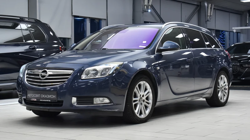 Opel Insignia Sports Tourer 2.0 CDTi Edition, снимка 4 - Автомобили и джипове - 52693378