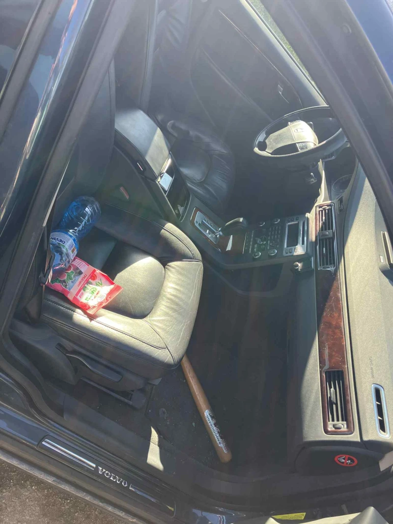 Volvo S80 3.2 AWD + GAZ, снимка 8 - Автомобили и джипове - 53111583