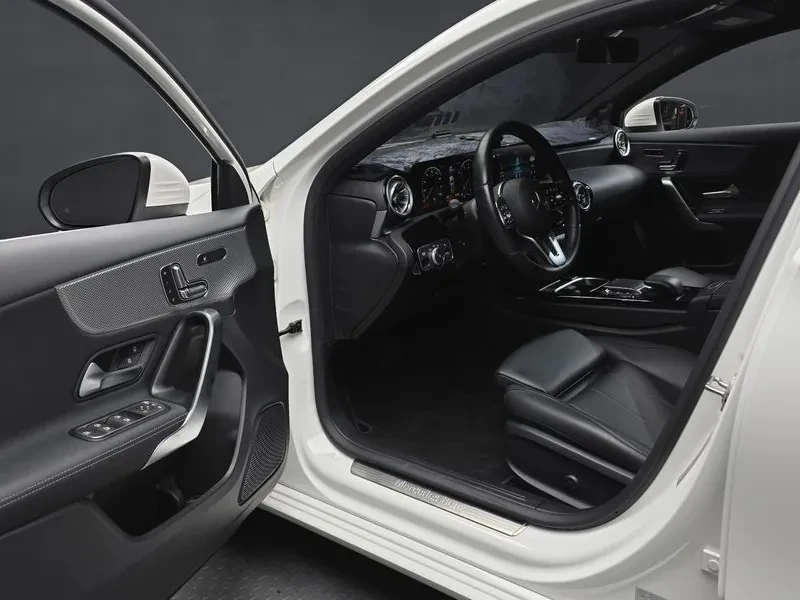 Mercedes-Benz A 220 W177 , снимка 10 - Автомобили и джипове - 55790232