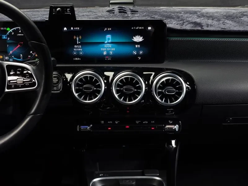 Mercedes-Benz A 220 W177 , снимка 12 - Автомобили и джипове - 55790232