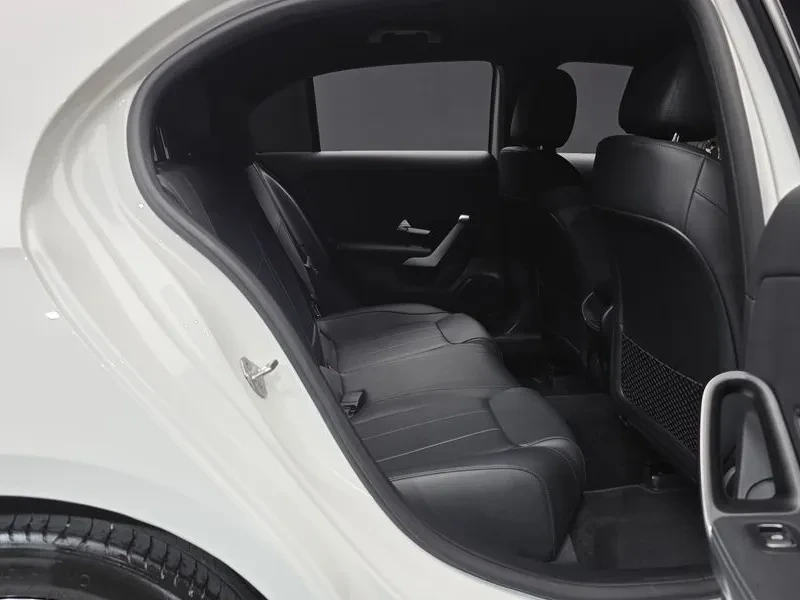 Mercedes-Benz A 220 W177 , снимка 11 - Автомобили и джипове - 55790232