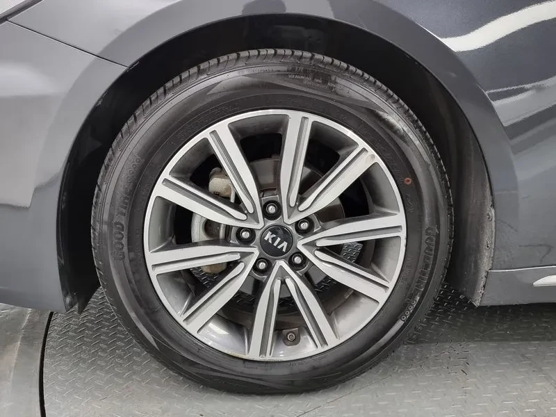Kia K5 2.0 Prestige - САМО 30% АВАНС, снимка 5 - Автомобили и джипове - 55796069