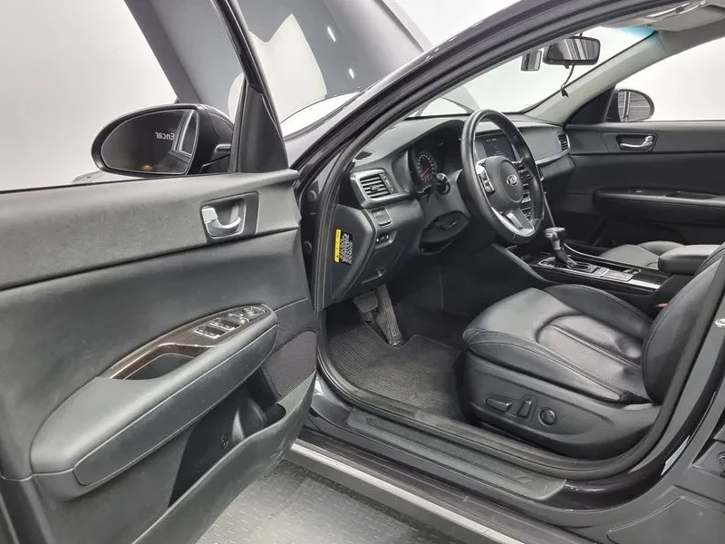 Kia K5 2.0 Prestige - САМО 30% АВАНС, снимка 11 - Автомобили и джипове - 55796069