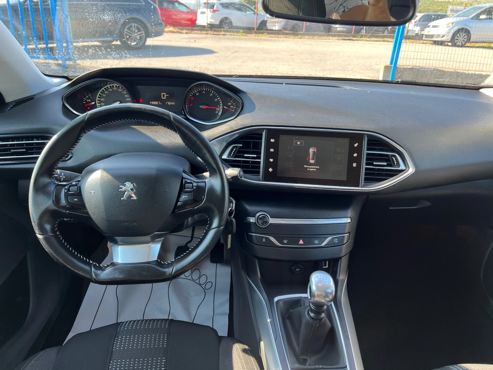 Peugeot 308 1.2i 130k.c. - изображение 7