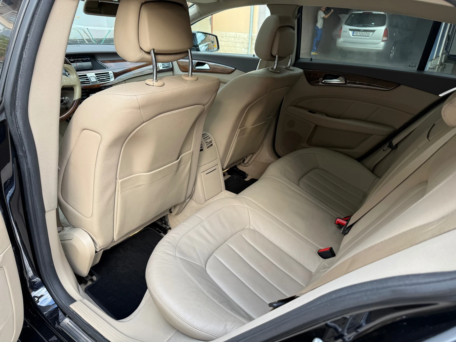 Mercedes-Benz CLS 350 Shooting Brake 4matic - изображение 10