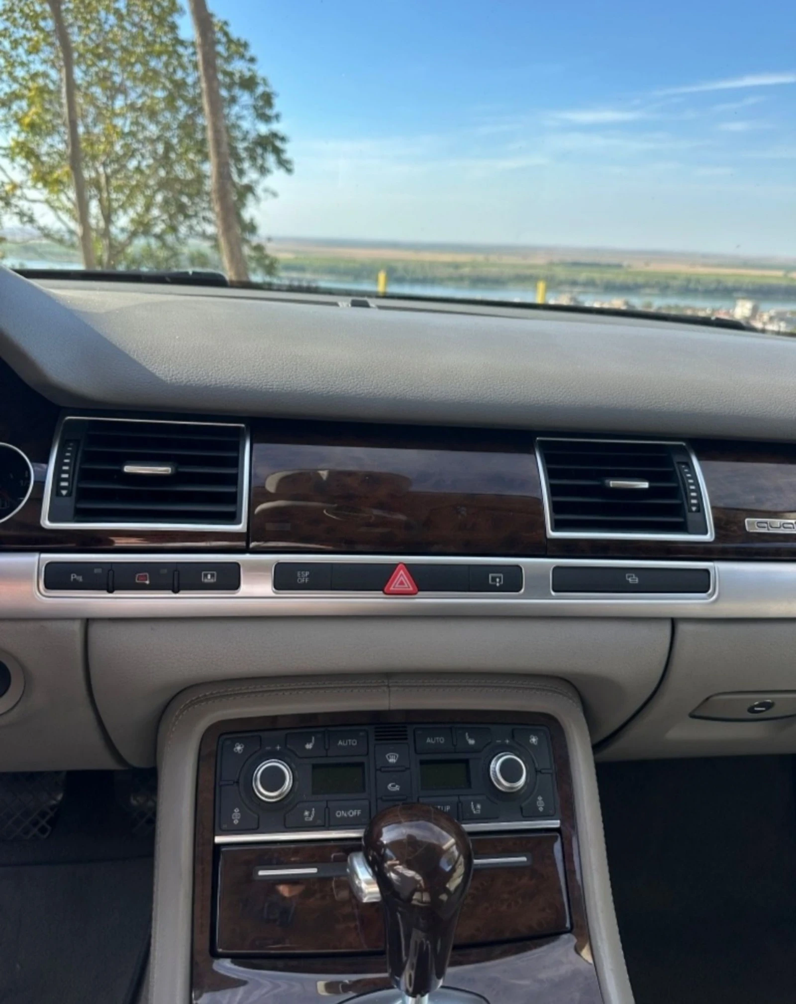 Audi A8 4.2 | Mobile.bg   11