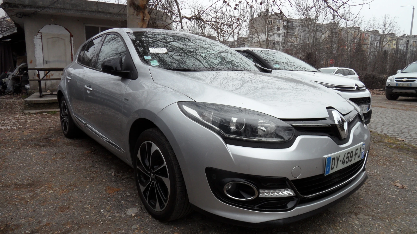 Renault Megane АВТОМАТИК /NAVI, снимка 4 - Автомобили и джипове - 53261398