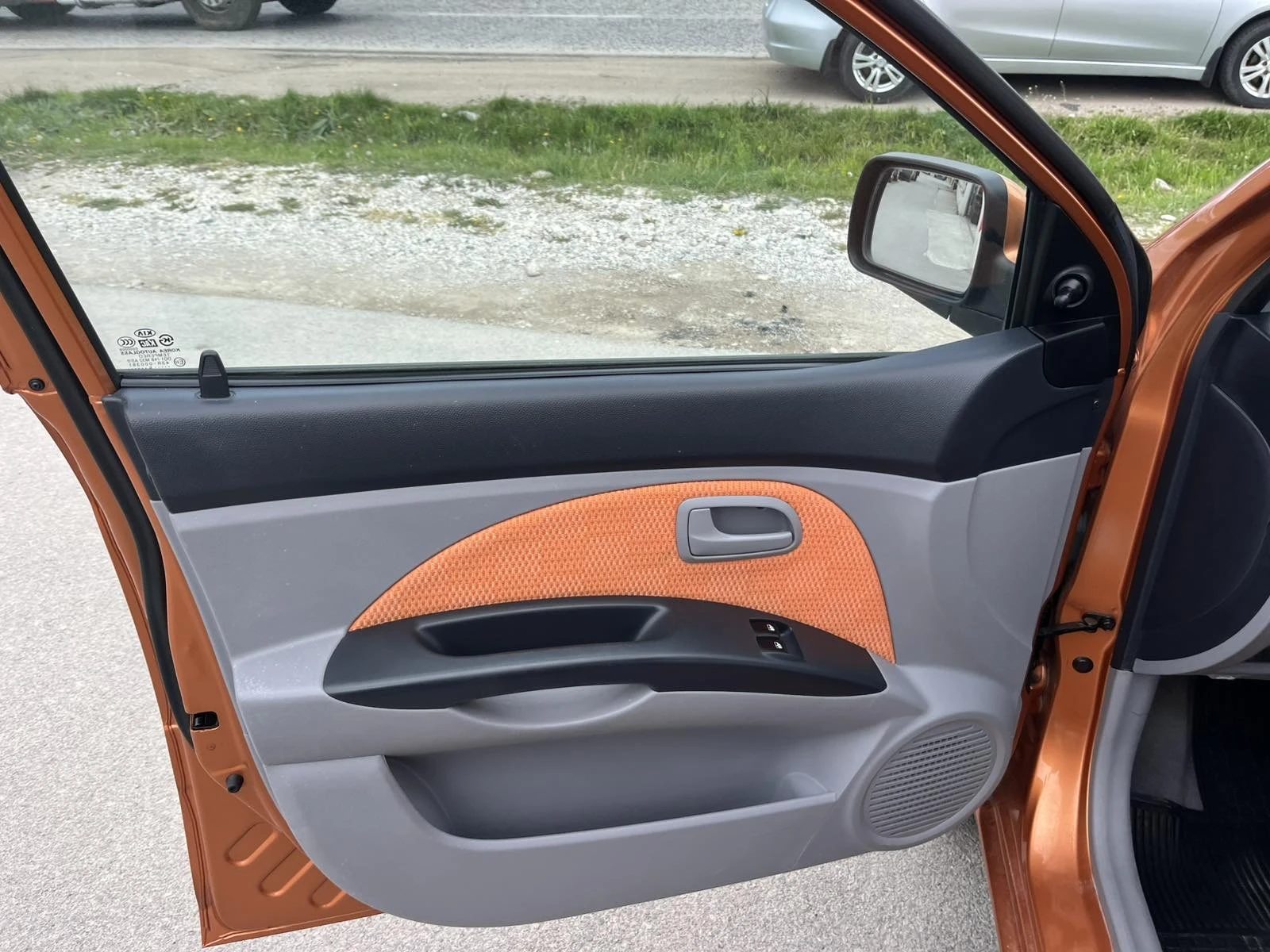 Kia Picanto 1.1I 65кс 89 000км КЛИМАТИК , снимка 7 - Автомобили и джипове - 53566343