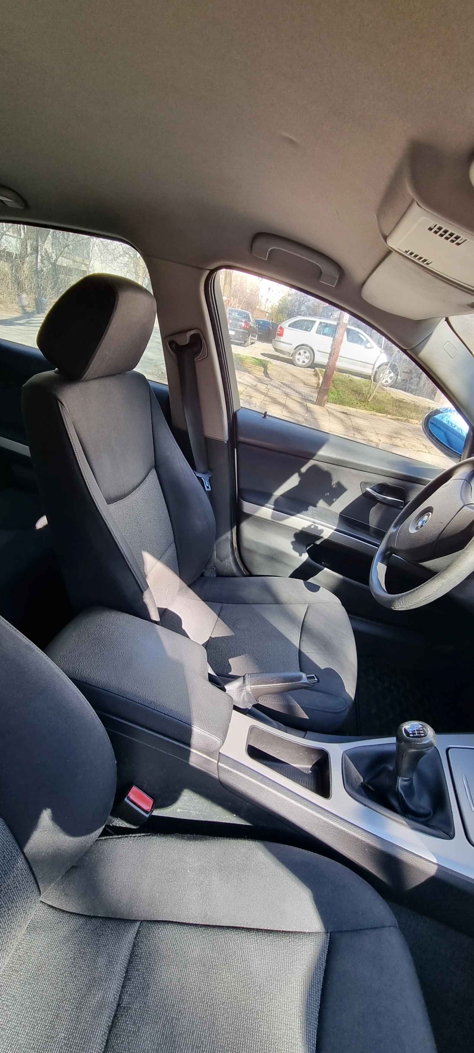 BMW 318 E90, снимка 15 - Автомобили и джипове - 53775318