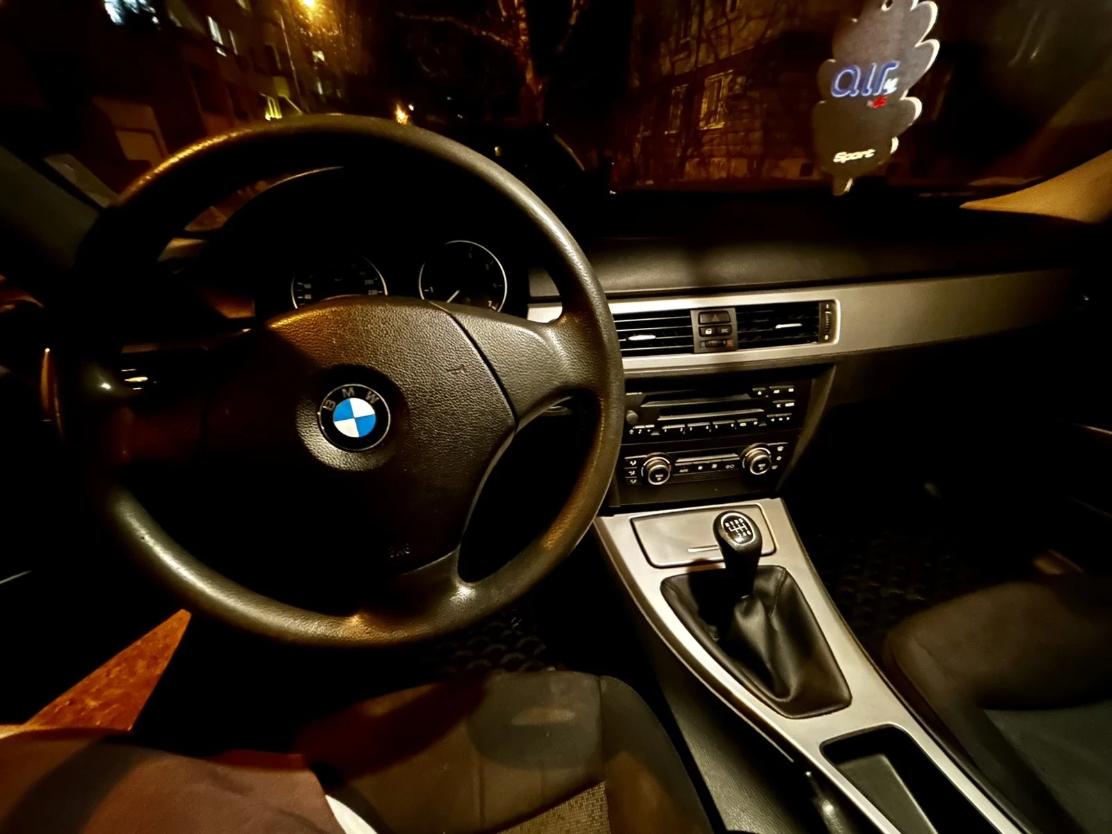 BMW 318 E90, снимка 11 - Автомобили и джипове - 53775318