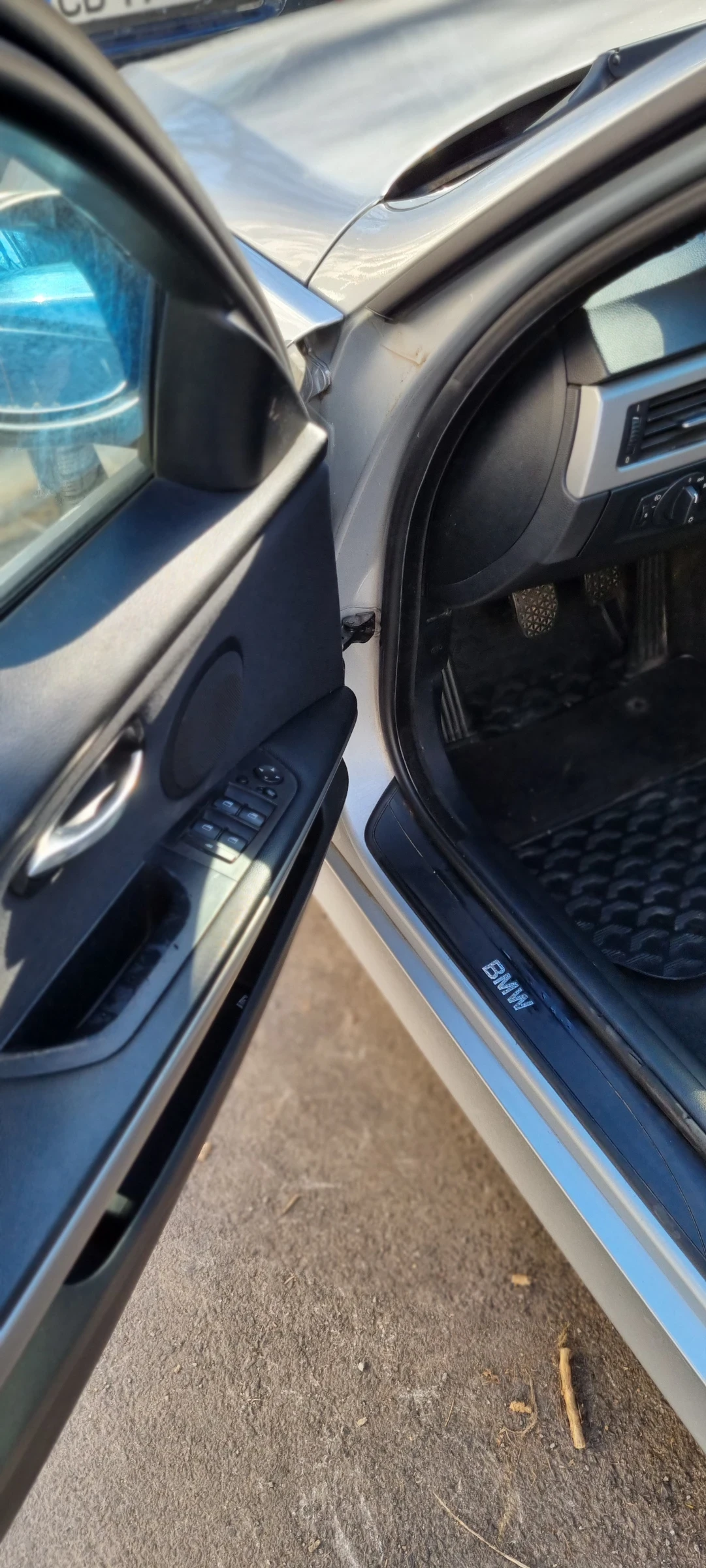 BMW 318 E90, снимка 12 - Автомобили и джипове - 53775318