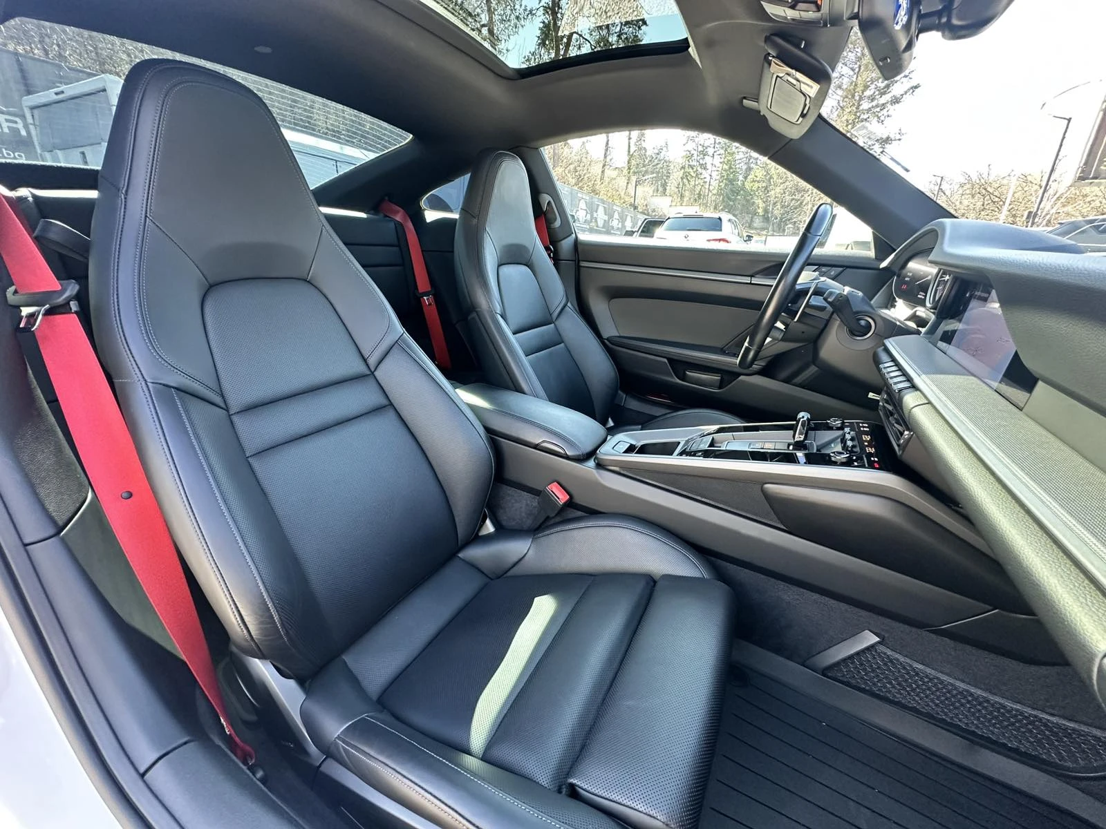 Porsche 911 Carrera S/COUPE/BOSE/CAMERA 360/PANO/, снимка 15 - Автомобили и джипове - 53731126