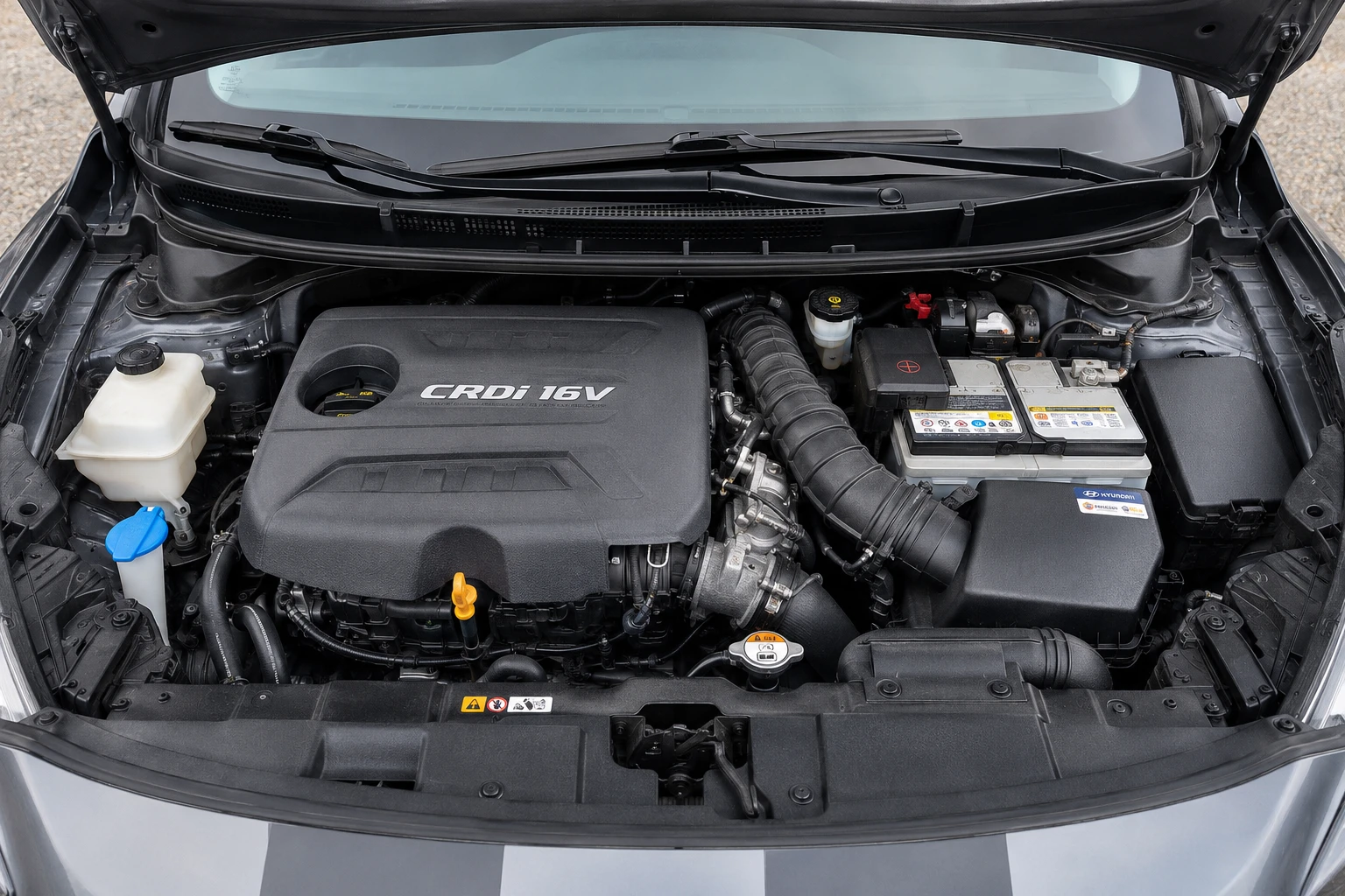 Hyundai I30 1.6 CRDi Automatic, снимка 4 - Автомобили и джипове - 54863904
