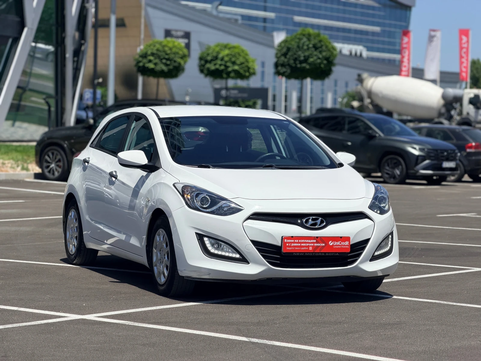 Hyundai I30 1.4 Бензин-Лизинг през Уникредит по95 евро, снимка 3 - Автомобили и джипове - 55087599