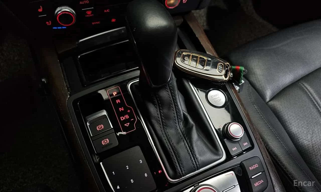 Audi A7 * 40 TDI Premium * ЦЕНА ДО БГ, снимка 14 - Автомобили и джипове - 55606824