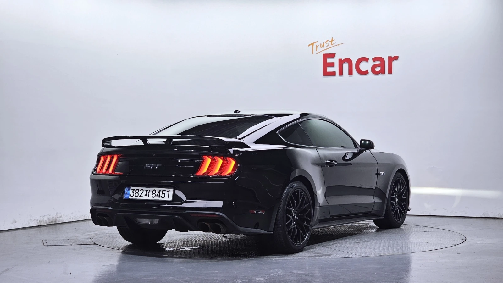 Ford Mustang GT 5.0 V8 | Digital Cockpit | Adaptive Cruise, снимка 2 - Автомобили и джипове - 55654805