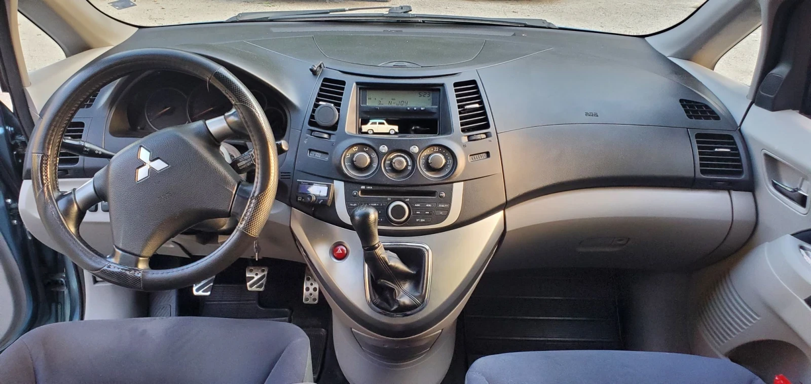 Mitsubishi Grandis 2.4i  165�� | Mobile.bg � ����������� 11