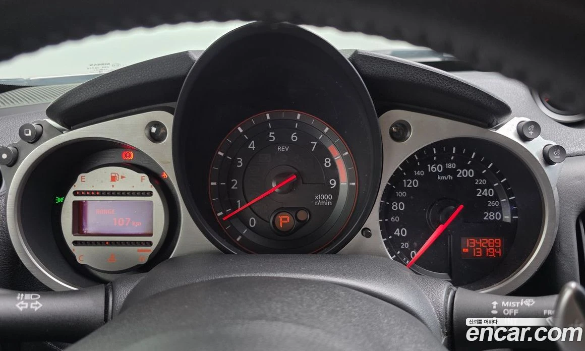 Nissan 370Z 3.7 Coupe Z34, снимка 8 - Автомобили и джипове - 55945661