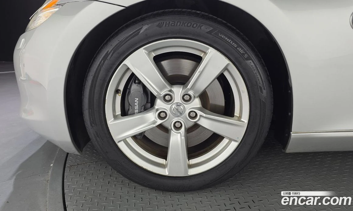 Nissan 370Z 3.7 Coupe Z34, снимка 5 - Автомобили и джипове - 55945661