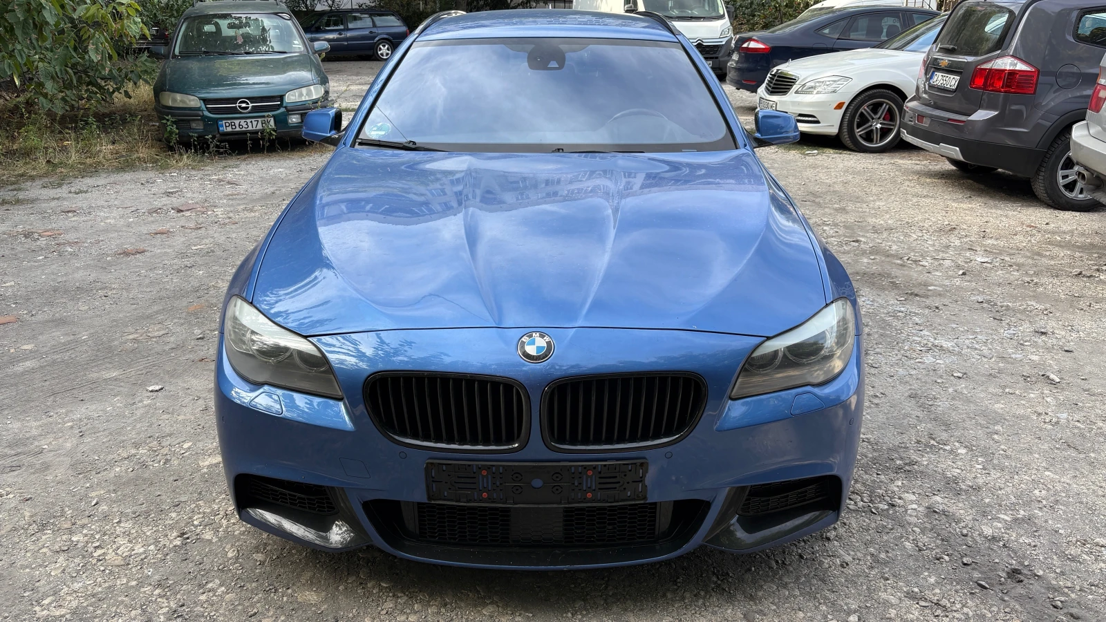 BMW 530 xd M Paket Distr SoftClose Keyless Camera HeadUp, снимка 9 - Автомобили и джипове - 56137113