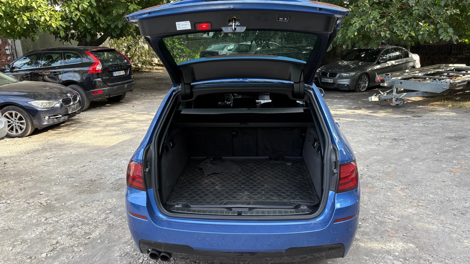 BMW 530 xd M Paket Distr SoftClose Keyless Camera HeadUp, снимка 6 - Автомобили и джипове - 56137113