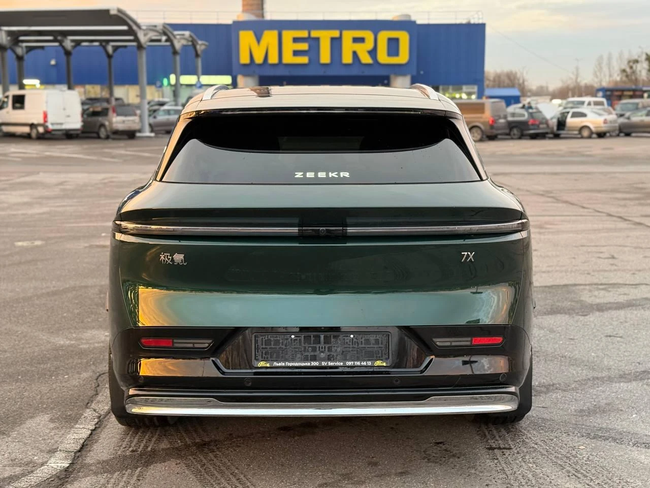 Zeekr 7X, снимка 3 - Автомобили и джипове - 56345135