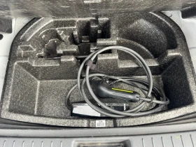 Hyundai Kona Premium 64kwh SOH 100%, снимка 7