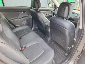 Kia Sportage 2.0CRDI КАТО НОВА* СЕРВИЗНА ИСТОРИЯ* , снимка 13