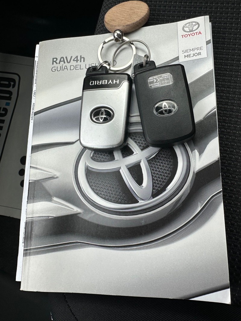 Toyota Rav4 2.5 HYBRID.NAVI.LED., снимка 14 - Автомобили и джипове - 45699520