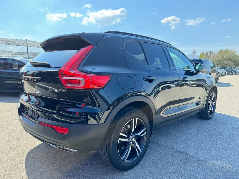 Volvo XC40 2.0D-4X4-R DESIGN-HARMAN KARDON-FULL-FULL, снимка 5 - Автомобили и джипове - 47332457