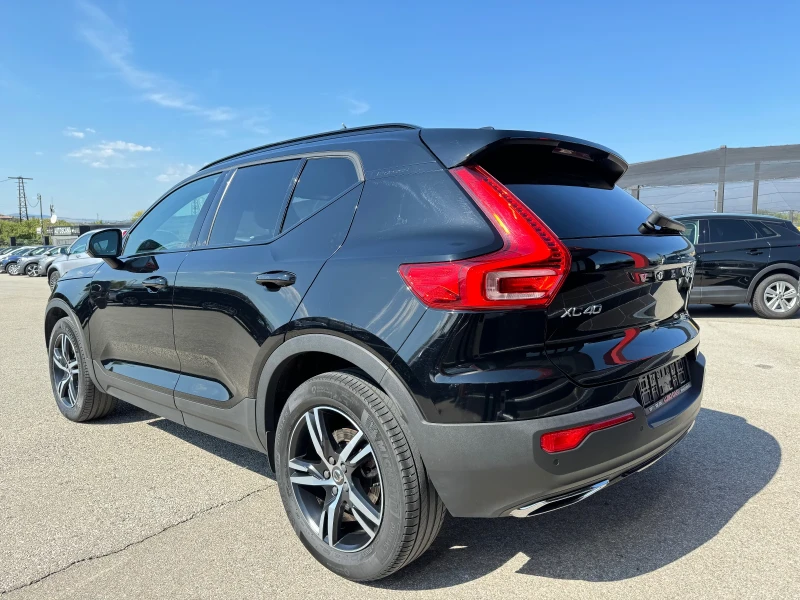 Volvo XC40 2.0D-4X4-R DESIGN-HARMAN KARDON-FULL-FULL, снимка 4 - Автомобили и джипове - 47332457