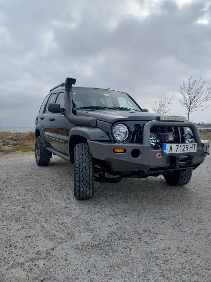 Jeep Cherokee Liberti Limited Edition, снимка 1 - Автомобили и джипове - 48132038