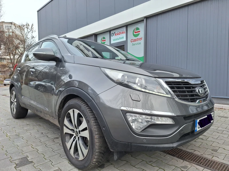 Kia Sportage 2.0CRDI КАТО НОВА* СЕРВИЗНА ИСТОРИЯ* , снимка 1 - Автомобили и джипове - 48628827