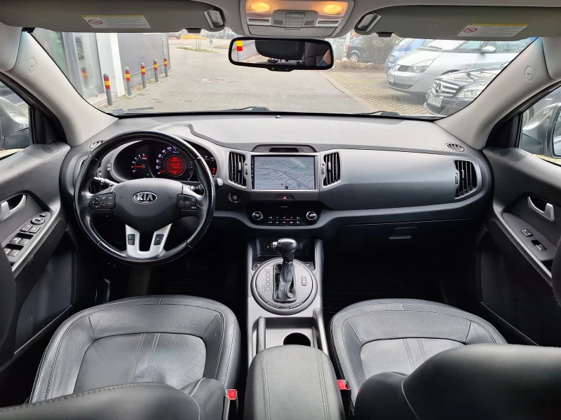 Kia Sportage 2.0CRDI КАТО НОВА* СЕРВИЗНА ИСТОРИЯ* , снимка 8 - Автомобили и джипове - 48628827