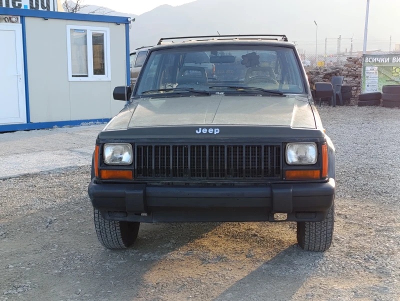 Jeep Cherokee 4.0 Automatic , снимка 6 - Автомобили и джипове - 49079997