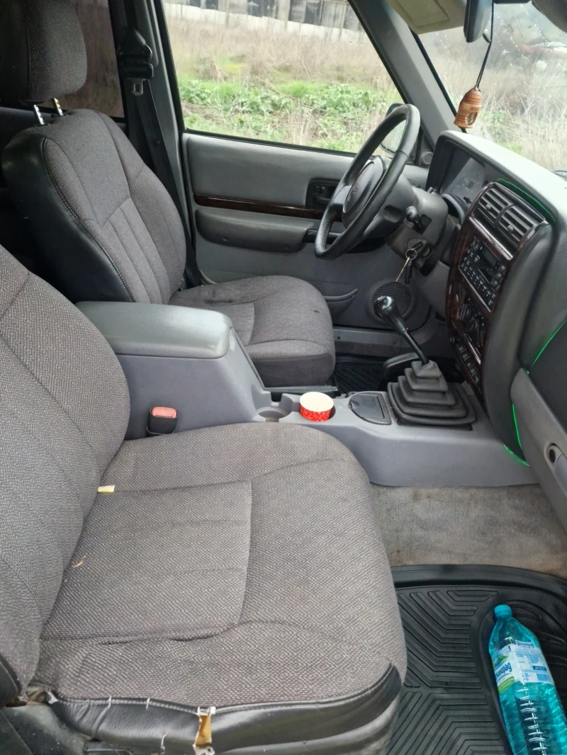 Jeep Cherokee 2.5, снимка 7 - Автомобили и джипове - 52892435